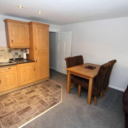 Top Floor Character Apartment In The Heart Of The City Centre Τσέστερ Εξωτερικό φωτογραφία